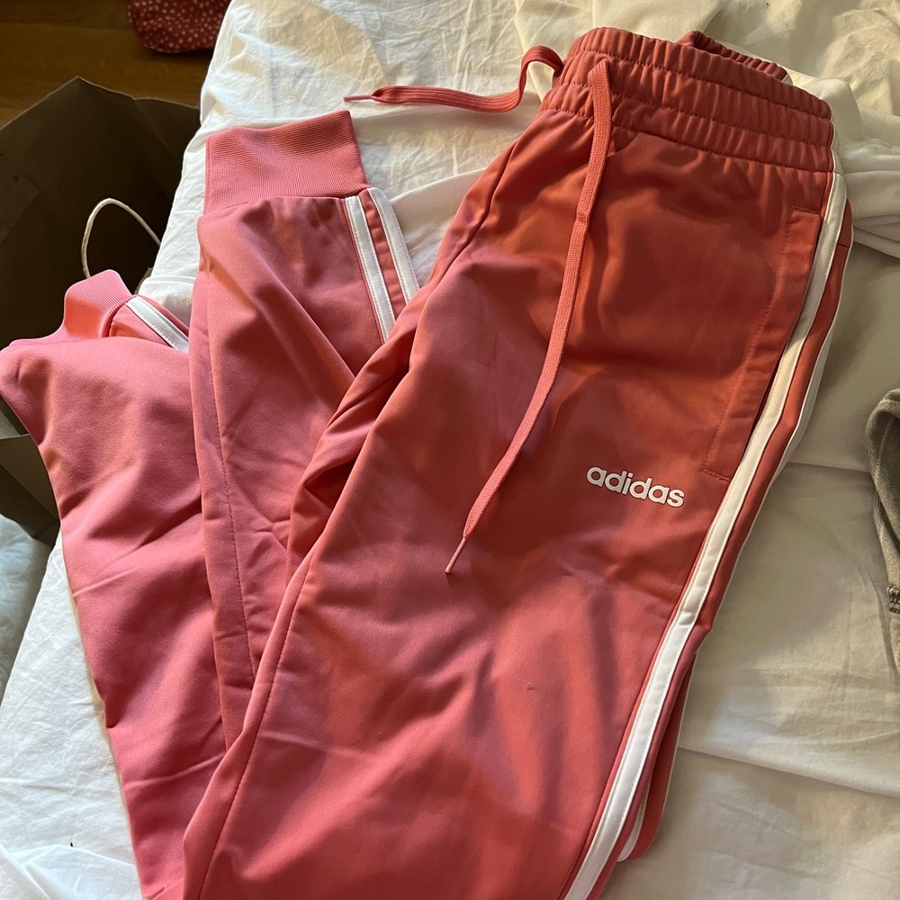 Like new adidas sweatpants